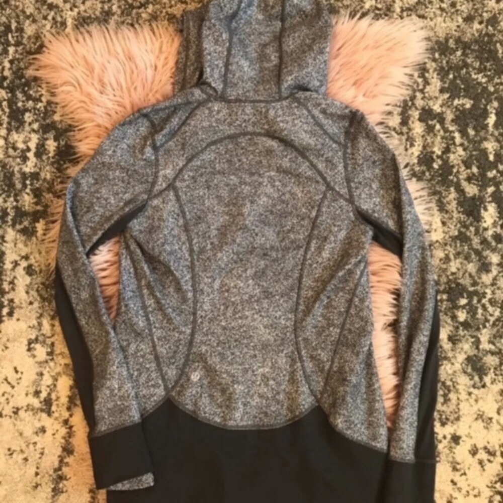 Lululemon zip up jacket - Picture 6 of 7